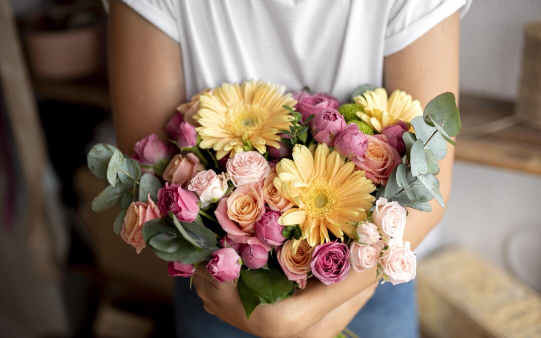 Marketing de Indicação: os clientes têm o poder de fazer propaganda gratuita da sua floricultura. Aprenda como!